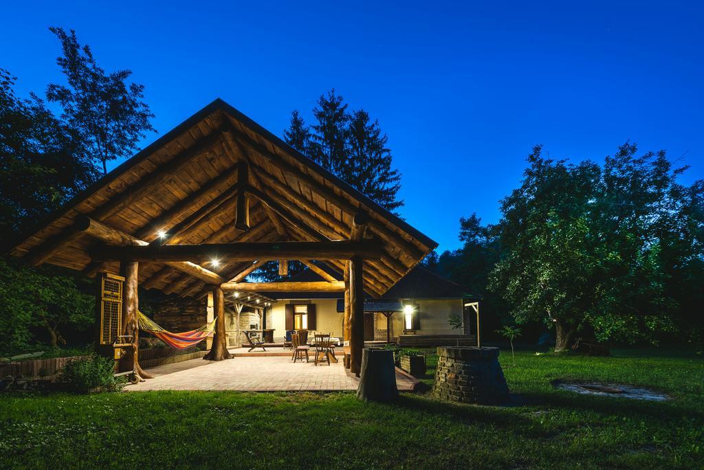 Almasi Reti Erdeszlak Villa Alsomocsolad Exterior photo
